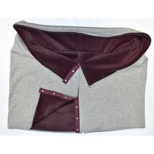 A5 Auth LULULEMON Vinyasa Snap Button Heather Grey Wine Infinity Scarf